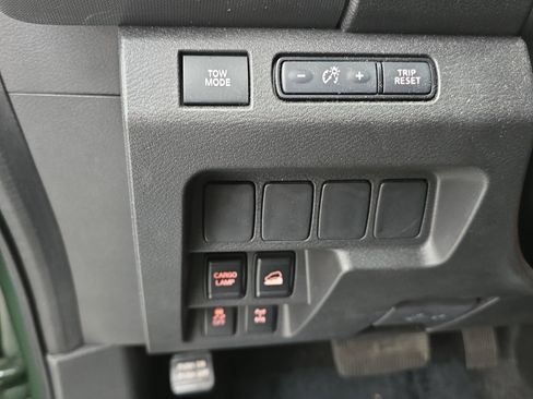 Certified 2024 Nissan Frontier PRO-4X w/ Off-Road Protection Package image 25