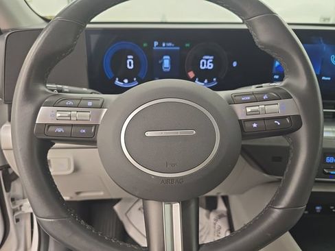 Used 2025 Hyundai Kona SEL AWD/4WD image 29