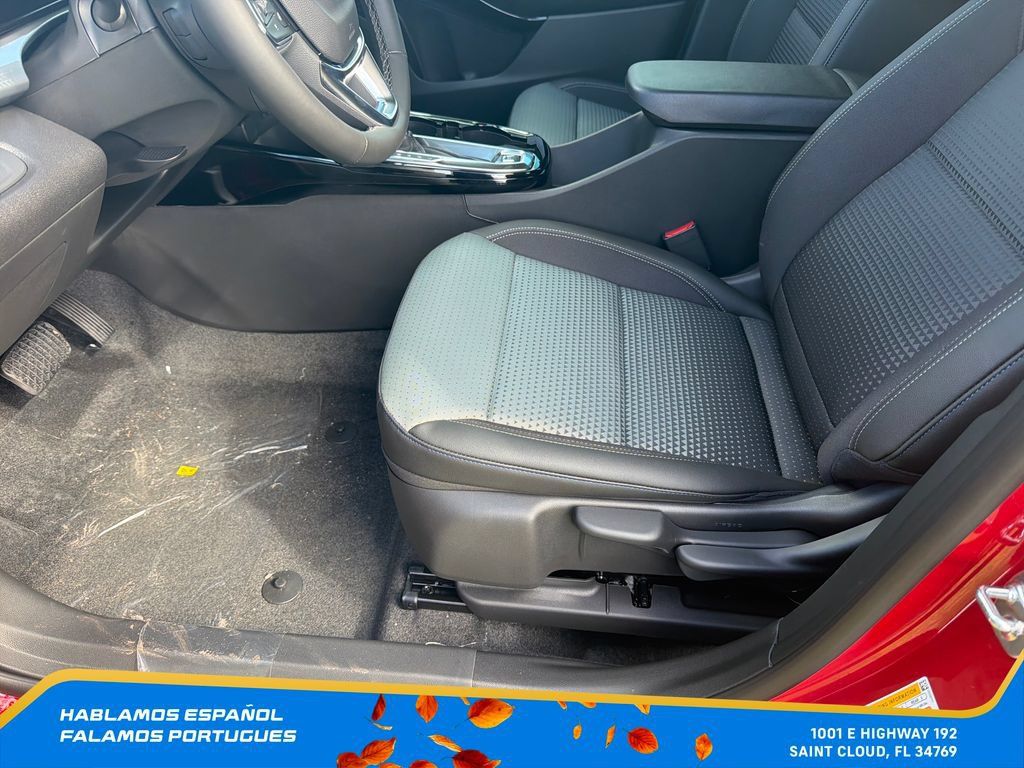 New 2026 Chevrolet Trax LT w/ Driver Confidence Package FWD image 16