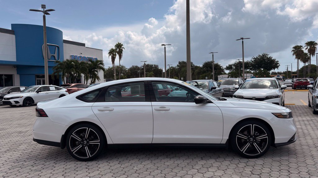 Used 2026 Honda Accord SE image 14