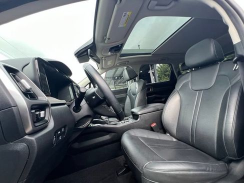Certified 2023 Kia Sorento X-Line EX AWD/4WD image 16