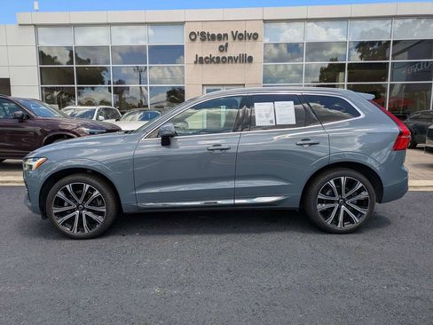 Used 2023 Volvo XC60 B5 Ultimate w/ Protection Package Premier AWD/4WD image 3