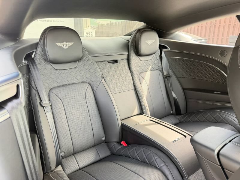 Used 2020 Bentley Continental GT AWD/4WD image 25