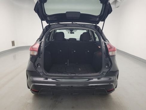 Used 2024 Nissan Kicks S FWD image 29