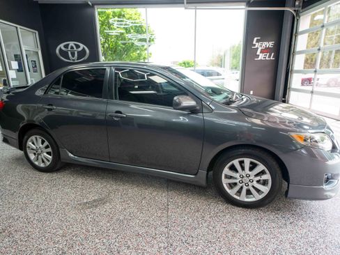 Used 2010 Toyota Corolla FWD image 5