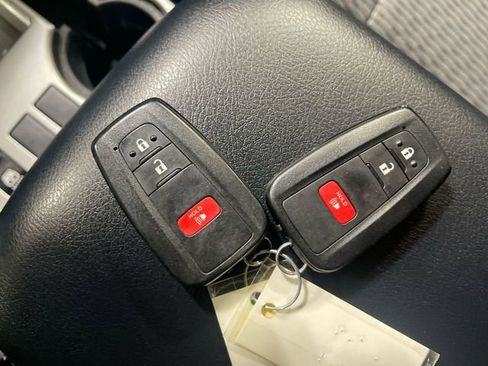 Used 2023 Toyota 4Runner SR5 AWD/4WD image 21