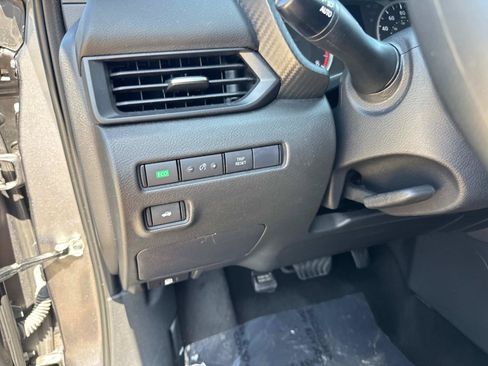 Used 2024 Nissan Sentra S FWD image 30