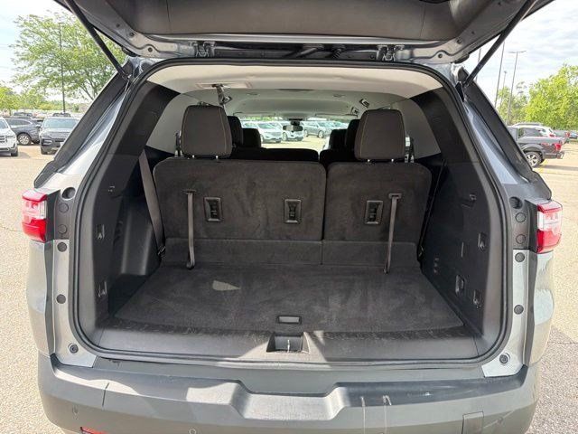 Used 2021 Chevrolet Traverse LS AWD/4WD image 15