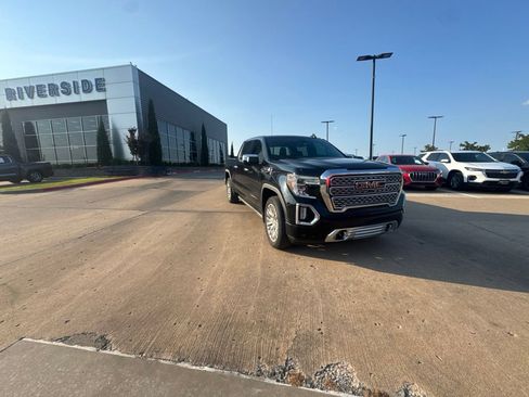 Used 2019 GMC Sierra 1500 Denali w/ Denali Ultimate Package AWD/4WD image 1