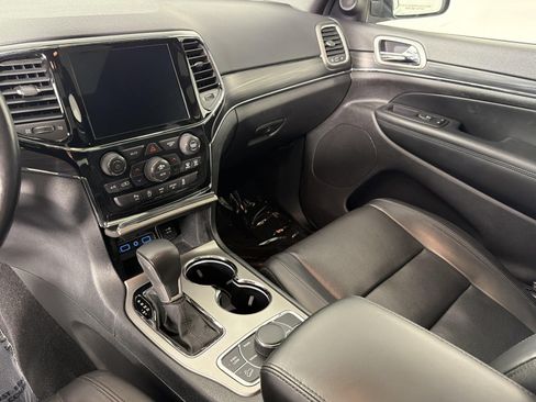 Used 2020 Jeep Grand Cherokee Limited w/ Luxury Group II AWD/4WD image 14