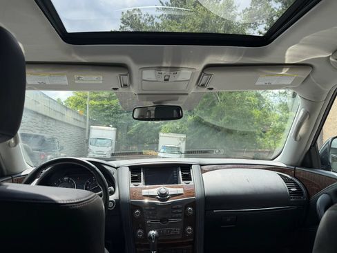 Used 2018 Nissan Armada SL w/ Moonroof Package AWD/4WD image 21