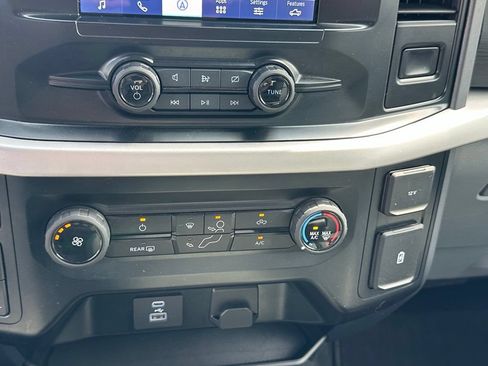 Used 2023 Ford F150 XLT w/ Trailer Tow Package AWD/4WD image 28