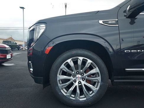 Used 2023 GMC Yukon Denali AWD/4WD image 16