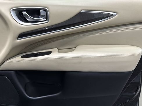Used 2019 INFINITI QX60 Pure AWD/4WD image 11