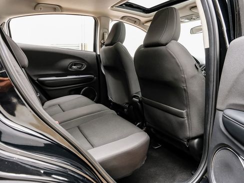 Used 2022 Honda HR-V EX image 29