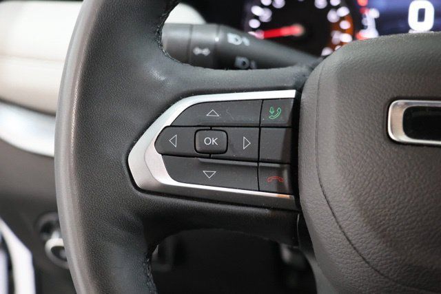 Used 2025 Jeep Compass Limited AWD/4WD image 17