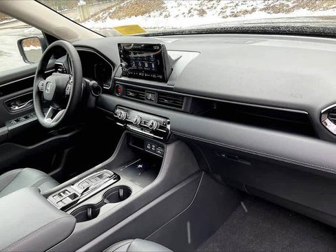 New 2025 Honda Pilot EX-L image 10