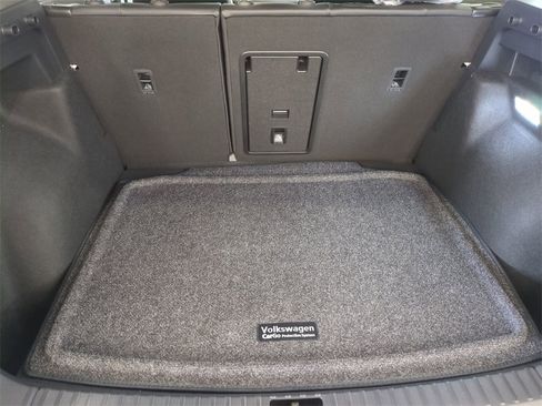 New 2026 Volkswagen Taos SE image 35