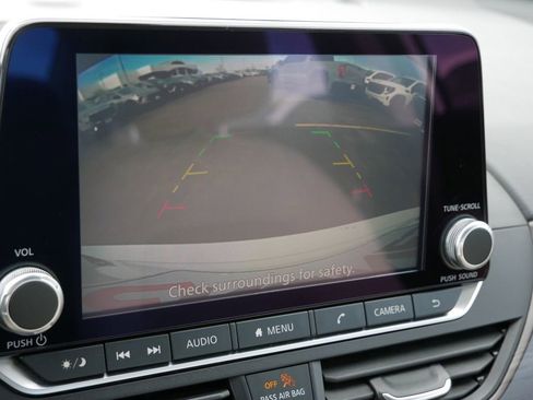 Used 2024 Nissan Altima 2.5 SV image 28