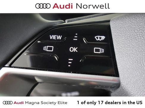 Used 2025 Audi Q5 Premium Plus w/ Premium Plus AWD/4WD image 26