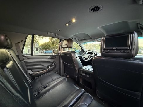 Used 2017 Chevrolet Tahoe LS w/ All-Season Package RWD image 19