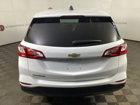 Used 2020 Chevrolet Equinox LS w/ LS Convenience Package image 5