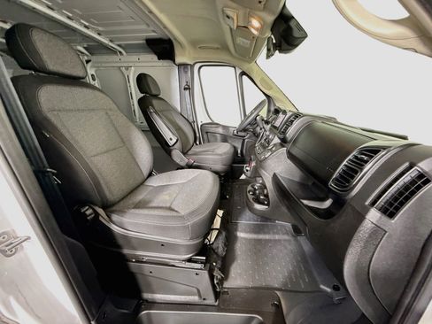 Used 2024 RAM ProMaster 1500 w/ Safety Group FWD image 26