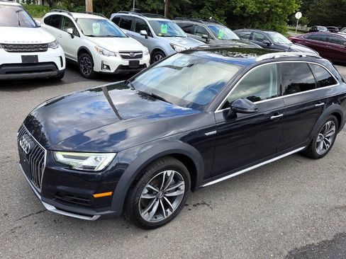 Used 2017 Audi A4 2.0T allroad Premium Plus w/ Technology Package AWD/4WD image 2