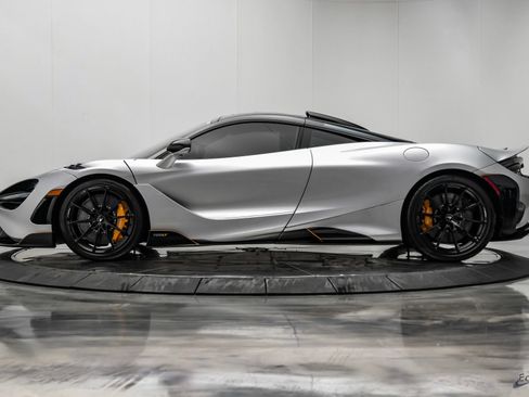 Used 2021 McLaren 765LT RWD image 8