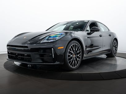 New 2025 Porsche Panamera 4