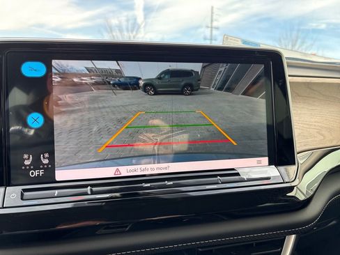 New 2026 Volkswagen Atlas SE image 19