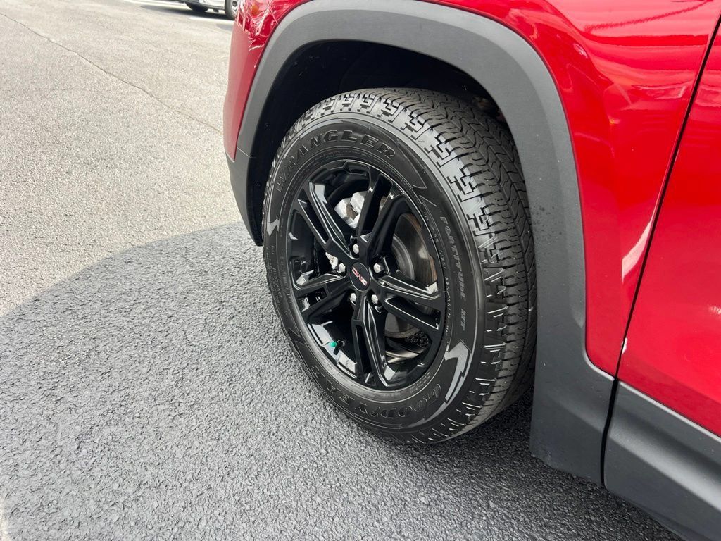 Used 2023 GMC Terrain AT4 AWD/4WD image 32