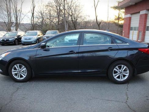 Used 2012 Hyundai Sonata GLS w/ Popular Equipment Pkg image 2