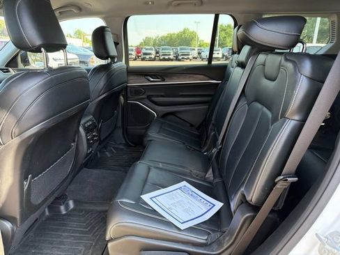 Used 2021 Jeep Grand Cherokee L Limited w/ Trailer Tow Group (B) AWD/4WD image 16