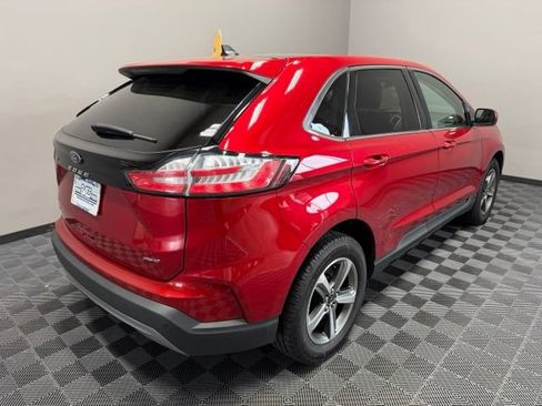 Used 2024 Ford Edge SEL w/ Convenience Package AWD/4WD image 8
