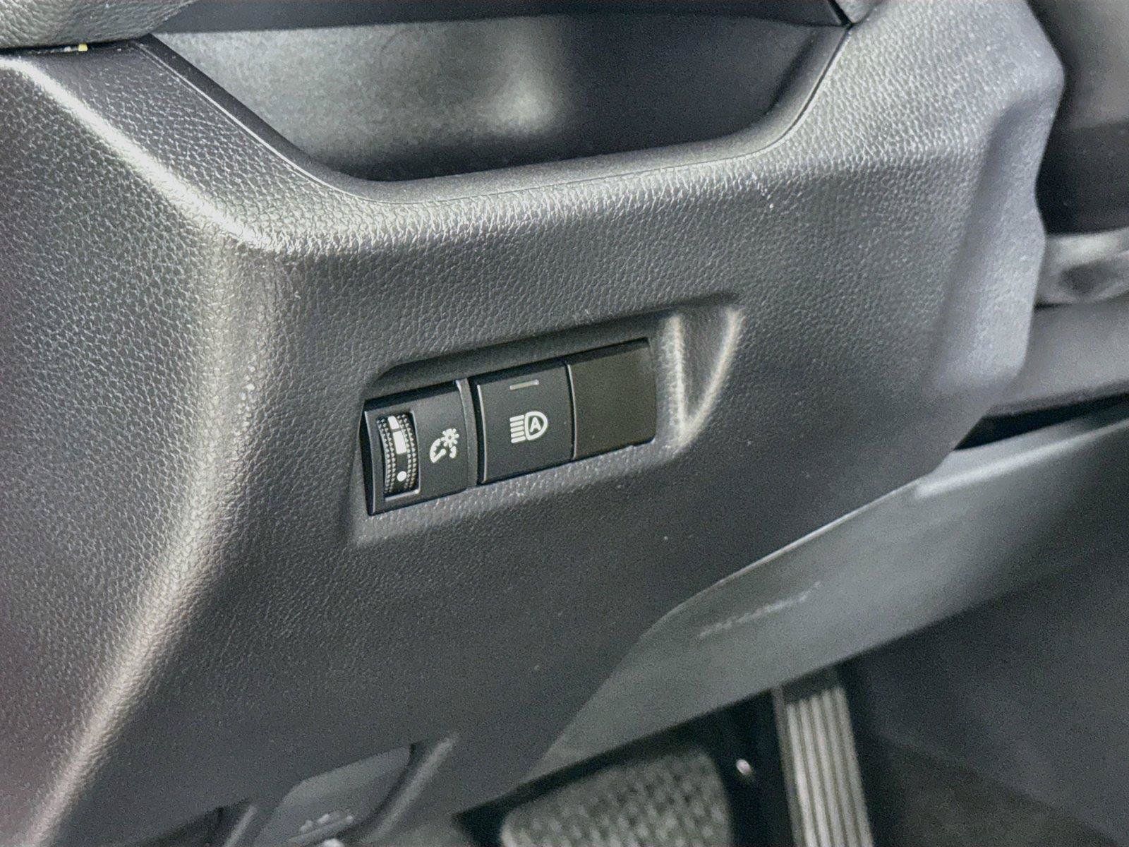 Certified 2025 Toyota RAV4 XLE AWD/4WD image 15