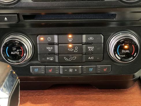 Used 2016 Ford F150 King Ranch w/ Equipment Group 601A Luxury image 22