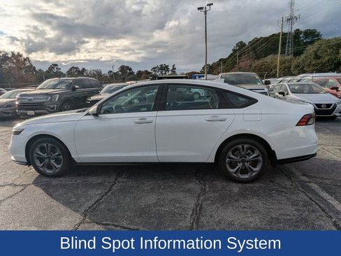 Used 2024 Honda Accord EX image 8