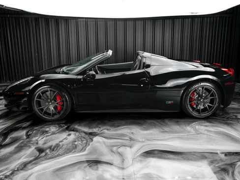 Used 2013 Ferrari 458 Spider RWD image 12