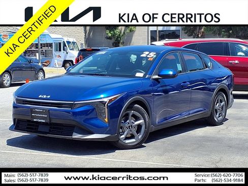 Certified 2025 Kia K4 FWD image 1