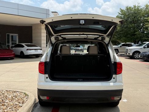Used 2017 Honda Pilot EX-L image 5
