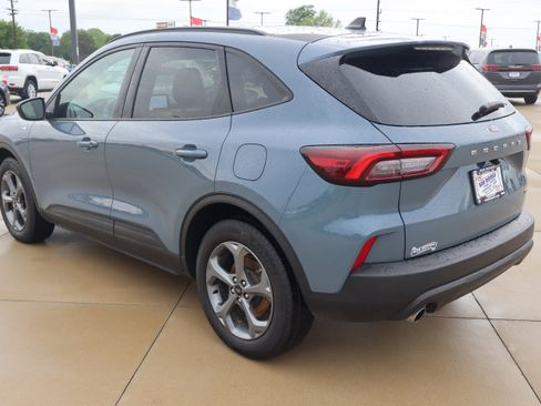Used 2025 Ford Escape ST-Line w/ Equipment Group 301A FWD image 8