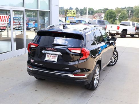 Used 2022 GMC Terrain Denali w/ LPO, Floor Liner Package AWD/4WD image 43