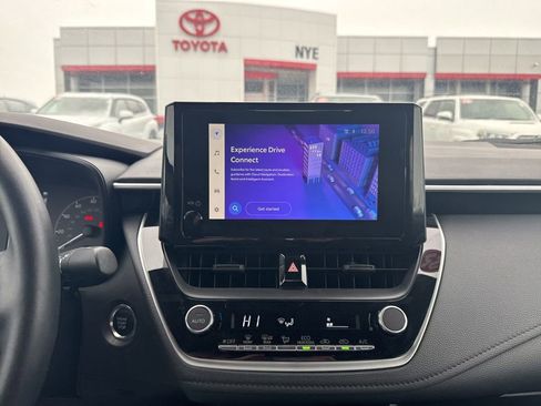 Used 2025 Toyota Corolla SE image 22