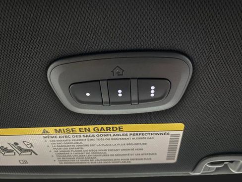 New 2026 Chrysler Pacifica Limited w/ Trailer Tow Group image 27