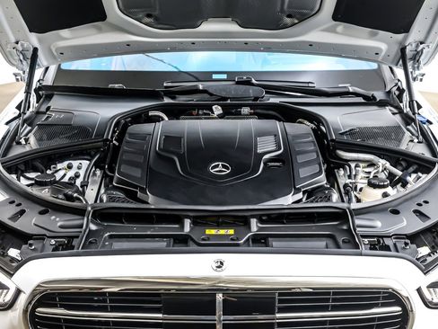 New 2026 Mercedes-Benz S 580 4MATIC Sedan image 11