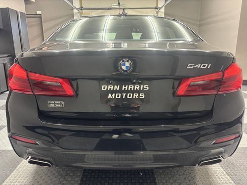 Used 2017 BMW 540i RWD image 9