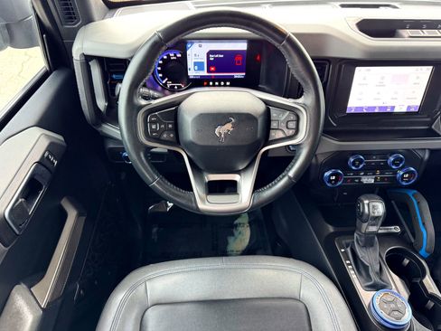 Used 2021 Ford Bronco Black Diamond image 22