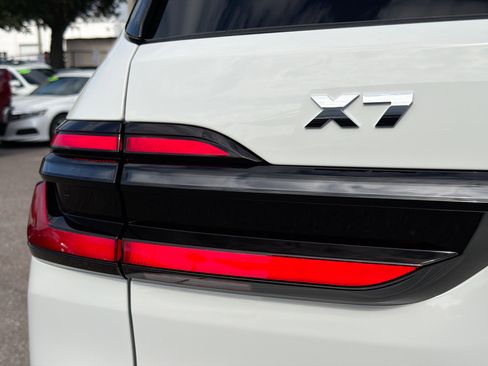New 2026 BMW X7 M60i image 10