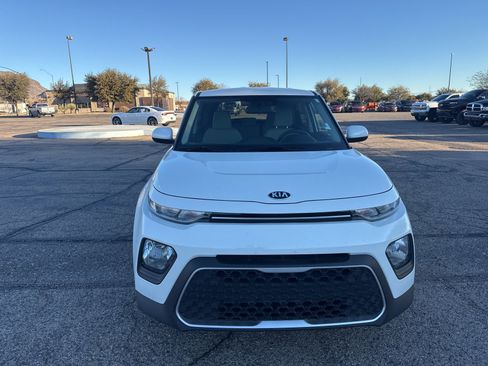 Used 2021 Kia Soul LX image 8